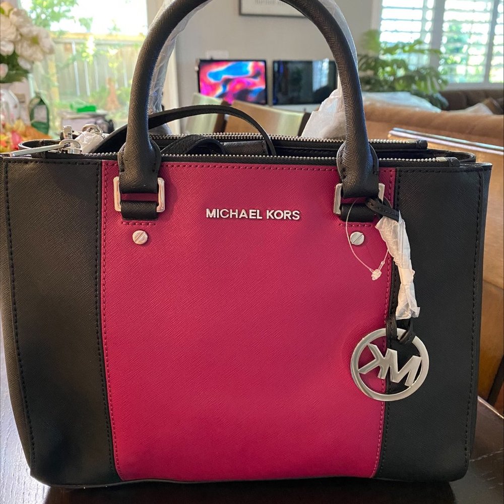 michael kors sutton center stripe satchel ( BRAND NEW WITH TAG AND DUST BAG) - Picture 4 of 5